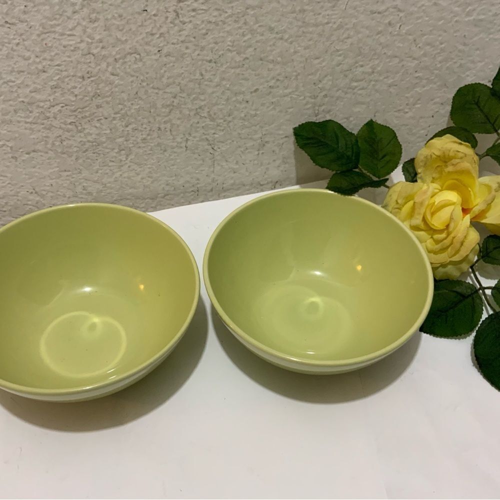 2 IKEA Sweden Glossy Lime Green Soup Salad Bowl 6.5”  B6